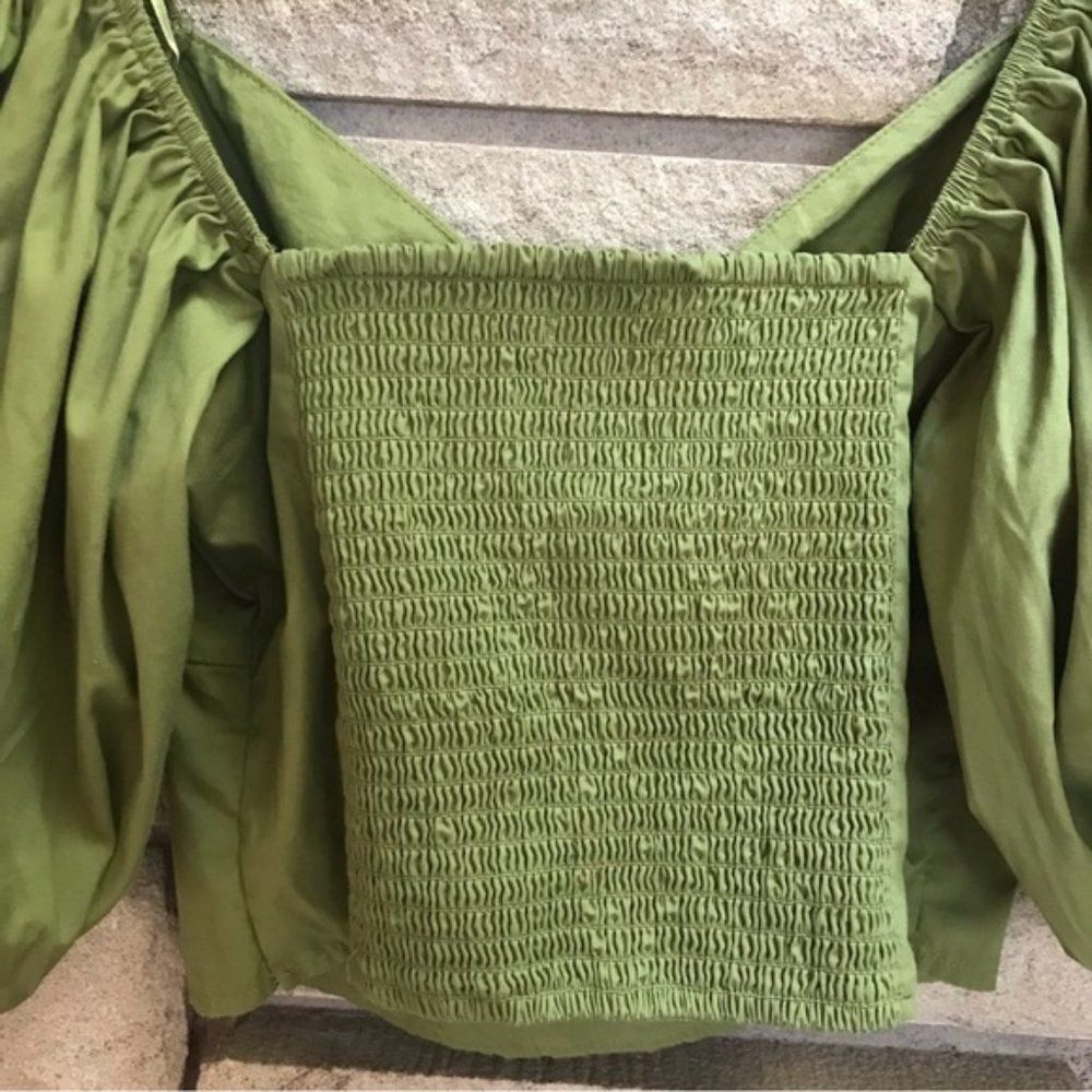 Abercrombie & Fitch Puff Sleeve Poplin O-Ring Top in Green Small - Picture 7 of 10